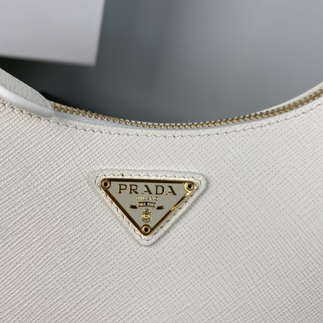 Prada Saffiano Leather Re Edition 2005 Shoulder Bag White 1BH204